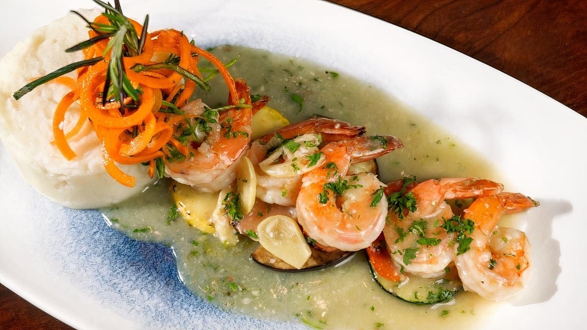 Camarones Al Ajillo.